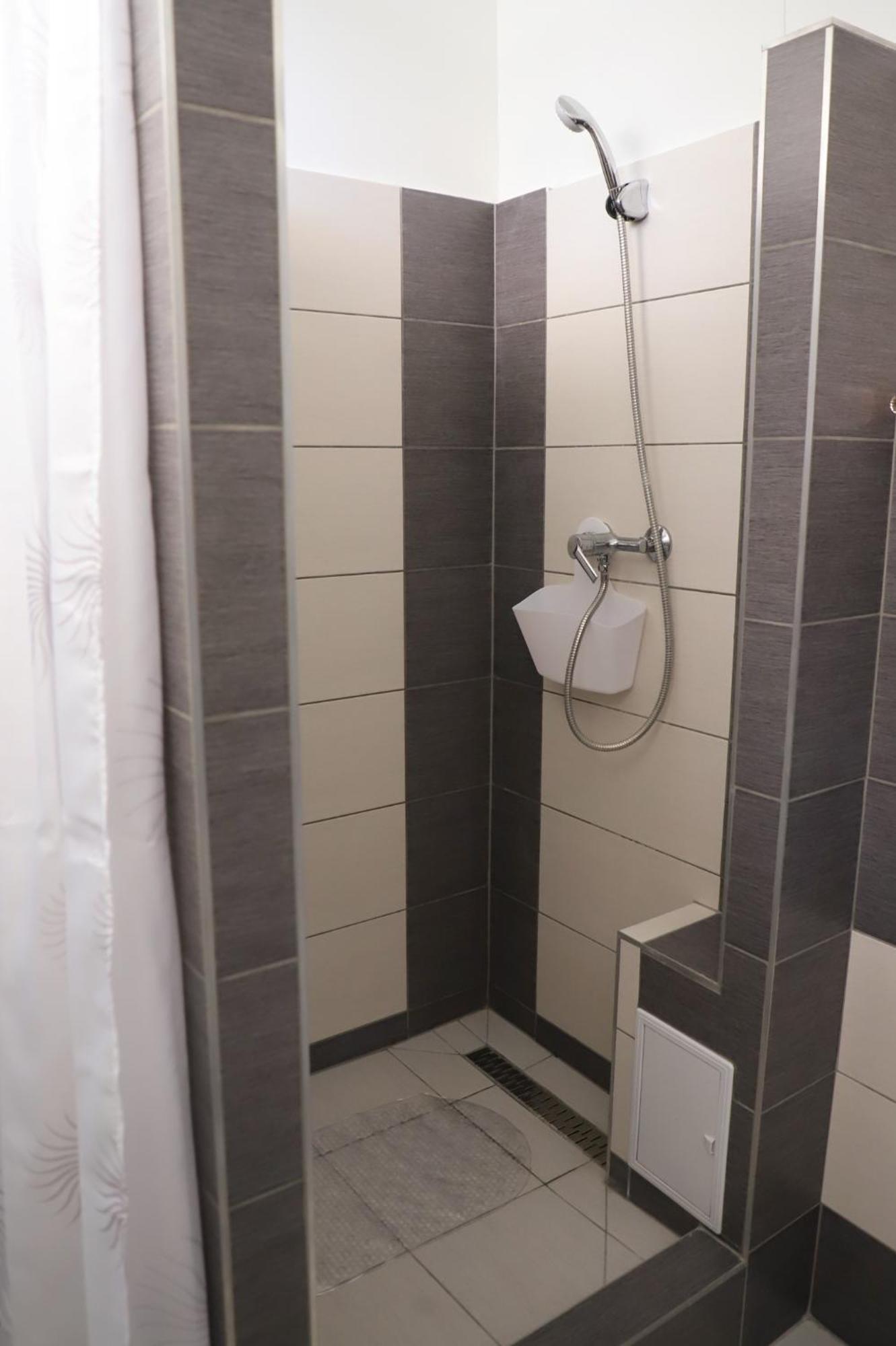 Ueveghid Apartman Sátoraljaújhely Buitenkant foto